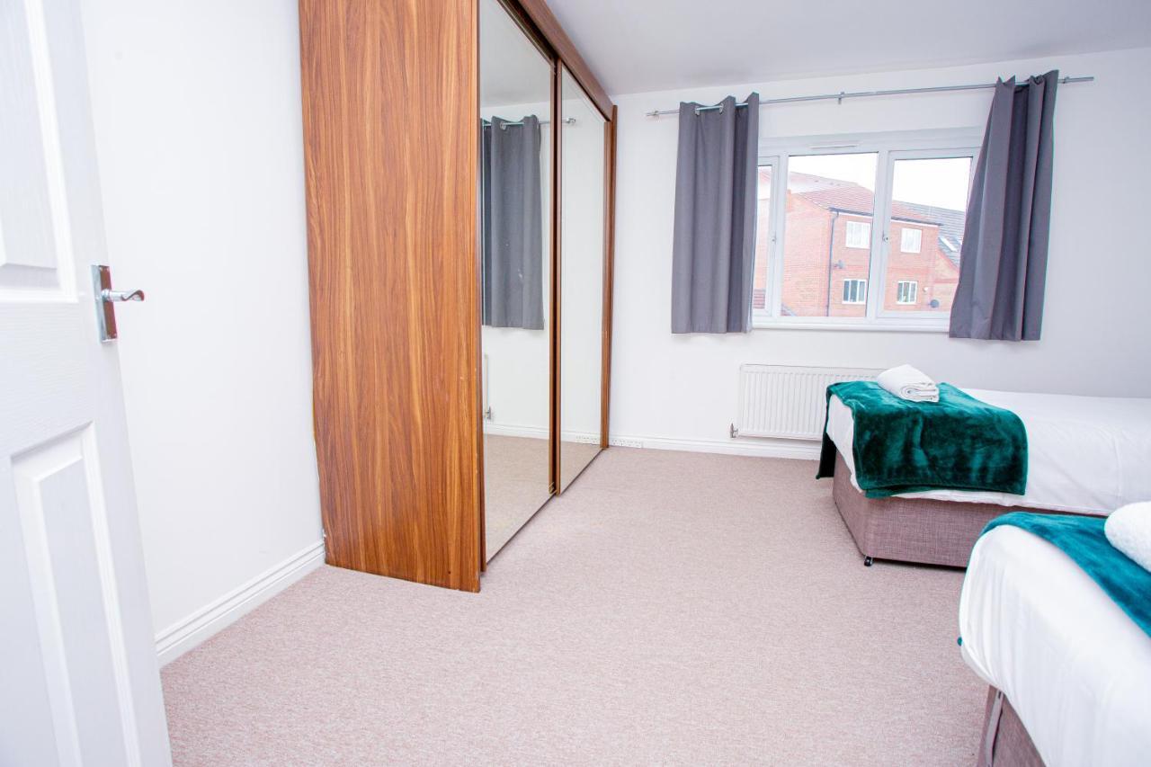 Turners Gardens Vila Northampton Exterior foto